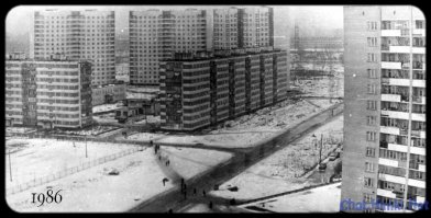 Улица Дружбы.На заднем плане 16 этажки что и на прошлом фото.