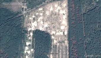 Если верить Гуглу, то в 2013 уже кто-то старательно зарисовывал карту