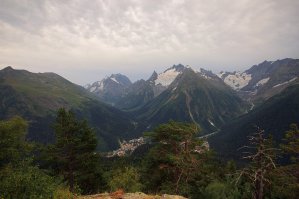 Прошлым летом с дочкой вот сюда ходили на Хрустальное озеро, с проводником конечно)