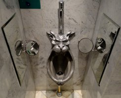 А зеркала по бокам зачем?!!!
