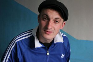тем временем в машине рега!