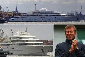 По легенде,сей чувак,начал бизнес с продажи жевачки:)