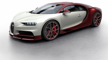 Выгрузка нового Bugatti Chiron в Монако