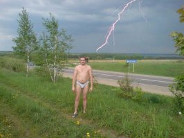 Всевышний чуть промахнулся...