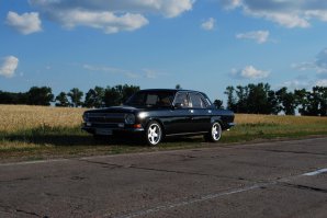 Мне эта нравится: ГАЗ 24 на базе BMW M50B30

у ребят еще много подобных проектов:)