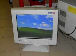 не моё . попалось на просторах интернета )))
осторожно мат!
Ностальгии по нулевым-тред 4
Сап, двощ. Что-то меня сегодня пробило на ностальгию.
Внезапно осознал, что 2004 год был почти ДВЕНАДЦАТЬ <span style='color:gray'>[мат]</span> ДВЕНАДЦАТЬ лет назад. И период 2000-2007 был не менее ламповым, чем пресловутые девяностые. Что лично мне приходит в голову:

-Расцвет интернетов. Уже можно найти все, но еще не запилили цензуру. Виртуальное пространство напоминало анархию. Можно было искать цп в яндексе и качать без прокси-хуекси, всем <span style='color:gray'>[мат]</span>. Локалочки забитые кинцом, софтом, игорями, порнухой, троянами, школьниками. Огромное количество уязвимостей в браузерах, ос, серверного ПО. За пятихатку пацаны с ачата уводили любой имейл. Расцвет геймдева как такового. Лучше ммморпг были именно в это время. Теплые ламповые браузерные игры набитые офисным планктоном. АСЕЧКА. Мэйл агент. Прочие веб чатики. Толпы непуганных малолеток, лохов, камвхор, быдла, школьников, и так далее. Отсутствие социальных сетей. Отсутствие датамайнинговых контор, <span style='color:gray'>[мат]</span> маркетологов, NSA и прочих <span style='color:gray'>[мат]</span>. Анонимность, условно, была везде. Сейчас интернеты уже далеко не торт.

-Один из ста преподов в школах и даже универах был в состоянии нагуглить спизженный кусок реферата по первой ссылке гугла. Можно было невозбранно копипастить сочинения, доклады, <span style='color:gray'>[мат]</span>, и прочий школьный треш. Люди умудрялись защищать полностью чужие дипломные, сдавать курсовые не читая, и прочее прочее. Сейчас <span style='color:gray'>[мат]</span> антиплагиатных систем, про википедию все в курсе, и наверное текущим школьникам приходится изгаляться, чтобы <span style='color:gray'>[мат]</span> чужое и не пропалиться.
-Телефоны винрарного дизайна и назначения. Не как сегодня, одинаковые лопаты, а на любой вкус и потребности. СИМБИАН. МЕЛОДИ БУМЕР ОТПРАВЬ СМС. ТУРУРУТУРУ. <span style='color:gray'>[мат]</span> НАЙДЕН. АСЕЧКА НОВЫЕ СМАЙЛИКИ 150КБ. Пацанские 3310. Зашкваренные алькатели. Самсунг с100 как любимый телефон <span style='color:gray'>[мат]</span>. Первые йобы N серии. Томб райдер на нгаге. <span style='color:gray'>[мат]</span> раскладушки, которые уже вымерли. Тот самый разр.

-Винрарные каналы тв и музыка - Aone, МТВ, БУДУЩИЕ МАМЫ ХВАСТАЙТЕ ТЕЛАМИ, ЧЕРНО БЕЛЫЕ ДНИ, ХЕРКИ, ПЕДОВКИ, Я ПОРЕЗАЛ СЕБЕ ВЕНЫ ЭЙ СМОТРИТЕ ВСЕ Я ЭМО, последние высеры рюсского рока, РЭПЕРЫ <span style='color:gray'>[мат]</span> МИТАЛИЗДОВ.mp4, вся эта <span style='color:gray'>[мат]</span> с субкультурами. Опять же, тян на любой вкус, дать на клыка челкастой няшке/херке/аренбишной чиксе было очень даже <span style='color:gray'>[мат]</span> и доступно для любого мудака. В 2014 такие экземпляры можно увидеть разве что в порнухе. Сейчас же одинаковые штампованые тупые <span style='color:gray'>[мат]</span> в одинаковых шмотках с одинаковым мейкапом либо такие же одинаковые хипсто-хуяши-стесняши. Ах да, телеканалы. Южный парк, порнуха по ночам, лютый треш вроде ОКОН, винрарные шоу с погонями одной шахи за другой по городу(не помню название), все еще попадались явно спизженные без лицензии фильмы, император мочит террористов в сортире, еще не все каналы под кремлем, остатки свобобы слова висели в воздухе.
-Общая обстановка "переходного периода". Отголоски девяностых - гопота, советский, стритсракеры, ч0рные бумеры, исчезающая дворовая культура у школоты, КОМПУТЕРНЫЕ КЛУБЫ(это вообще винрар, никакой мультиплеер через анальный стим не сравнится с 10х10 в КС, когда все участники сидят в паре комнат, такие то ночные залипы, курилки, наркота, гопники, <span style='color:gray'>[мат]</span>, ЧЕ ПАЛИШЬ СУКА, все как у людей), оккупированные школотой дворы/ПАДИКИ/парки, штраф за бухло на улице был <span style='color:gray'>[мат]</span> редкостью, опять же постоянные драмы, разводы, <span style='color:gray'>[мат]</span>, выживач - и это в хороших районах дс, за мкадом были еще девяностые. Все мои знакомые с йоба-девайсами были гопнуты как минимум один раз. Нынешняя школота - стадо непуганных корзинок и мудаков, хотя процесс перехода начался еще в ранних двухтысячных. И новые веяние - потребительские кредиты, начало наплыва дешевых иномарок, евроремонты(вдумайтесь в само слово), многие курорты начинают шквариться быдлом(в начале девяностых даже <span style='color:gray'>[мат]</span> был доступен одному человеку на десять тысяч в лучшем случае), новая техника на фоне совковых ковров, и так далее.