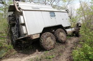 ... баловство все это :) В России нужны только такие автодома!!!!