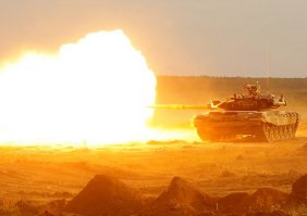 Как стреляет линкор