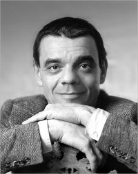 Да нет, больше на Константина Аркадьевича