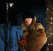 может быть салфетка чем нибудь пропитана?!