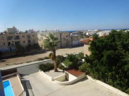 У меня вот такой вид с балкона...:)