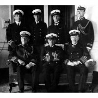 Белогвардейская сволочь с хозяевами. С теми кому они служили и чьи интересы в России защищали.