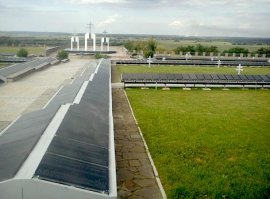 А вы знаете почему при всем при этом Воронежу не дали Героя, а только города Воинской Славы? 
Потому что после войны Венгры стали "братским народом" и про эту битву все стали замалчивать по максимуму..! А не далеко от Воронежа есть венгерское фашистское кладбище даже.