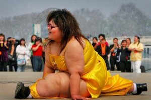 Девушка, которая может сесть на шпагат - прекрасна.