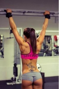 Какое то тупое название поста.И обычные фотки девушек. Ещё и фотки отфотошопленные. Вот вам оригинал