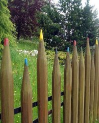 Декоративные ограждения или чем украсить забор вокруг участка