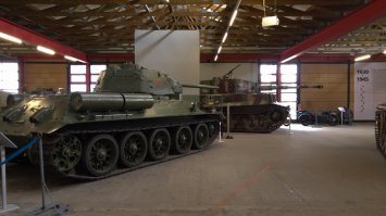 Но тигр реально огромен по сравнению с т34.