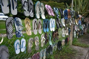 Декоративные ограждения или чем украсить забор вокруг участка