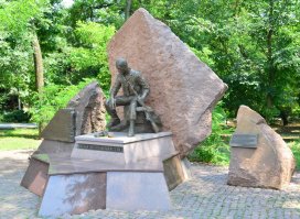 В Херсоне встретил такой памятник афганцам: