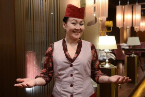 Маргарет Чо? Это же Айнура из Кухни!