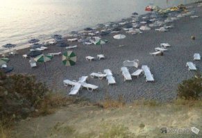 Обыкновенная скамейка в Нью-Йоркском метро