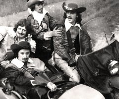 Веселье за кадром