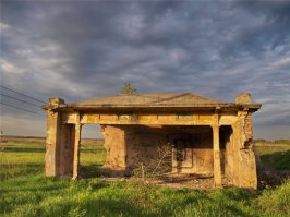 Пейзажи местами - чистый "постапокалипсис"