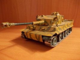 Вот ещё. Озеровский "Тигр"из киноэпопеи "Освобождение" на базе Т-44.