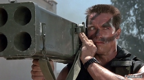 Быдло на джипе испортило газон