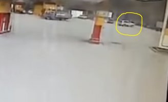 А не помешал ли полёту Жиги этот ездун ?