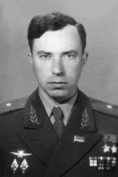 Можно подумать, что в авиации только истребители классные лётчики были