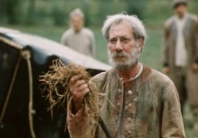 Давно слежу за подобными постами, но хоть бы раз его вспомнили!
Николай Скоробогатов

Из Википедии: "В марте 1942 года ушёл на фронт, где воевал в качестве стрелка воздушно-десантного полка." 


Ан нет, ни разу его не упомянули, ни в одном посте. Ни в одном посте, Карл!