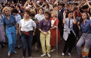 Потрясающая песня «Wonderful life»!