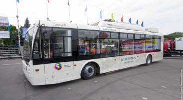 Да конечно купите у китайцев автобус, который спишите через 5, а то и меньше лет. Ведь в нашей сверхдержаве нету аналогов!
А как же завод ТРОЛЗА, который выпускает троллейбусы уже более 50 лет! И сейчас находится не в самой лучшей форме, со слов работников, которым РЕГУЛЯРНО задерживают зп!