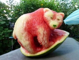 фигня, есть более творческие и красиво вырезанные работы, например: