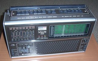 Приёмник и магнитола, на его основе вполне пристойные аппараты СССР производил!