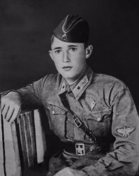 У моей жёны было два двоюродных деда, о которых с начала ВОВ небыло ни каких вестей. Считалось, что они погибли в начале ВОВ в небе над укроинай. 
В этом году стало многое известно из их биографии.
На "ОБД"  и "Подвиг народа" , по- Гуляев Алексей Иванович. 21иап, 27 мая 1943г четверка истребителей поднялась на перехват "рамы" нем. корректировщика- FW-189. Алексей был ведущим одной из двух пар, после атаки ведомые потеряли своих ведущих. "Рама" одна не ходила, возможно при  атаке их самих атаковали  нем. истребители. Из боевого вылета Алексей не вернулся, а дальше нем. карточка из Морицфельде - лагеря для пленных наших летчиков, значит возможно был сбит, сумел воспользоваться парашютом. После чего попал в плен.второй дед Гуляев Василий Иванович. Старший лейтенант командир эскадрильи 301 истребительного авиационного полка 1920-22.12.1943 был переброшен с дальнего востока на фронт всостав 34летчика из 301иап воевать начали в небе Кубани. Кубанское воздушное сражение признается пиком в напряжении войны в  воздухе. 16гиап воевал там же. Покрышкин писал что перед началом боев узнал что прибыл полк дальневосточников,без боевого опыта разумеется. Он предлагал провести конференцию по  обмену опытом, ввести в курс дела, поведать о применяемых немецкими пилотами приемах в воздушных боях, Но по словам Покрышкина предложение дальневосточники  отвергли . в первые 15 дней интенсивных воздушных боев из 34 летчиков 301го полка было потеряно 11 ,ранено 5. Но дед пережил этот период.