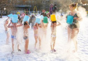 Барнаул. Садик на ул. Шукшина. Туда еще так просто не попадешь.