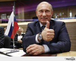 Сепак-такро. Да, это такой спорт !