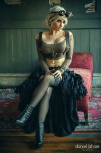 Девушка в стиле стимпанк