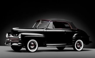 Передом сильно похож на Ford Super DeLuxe