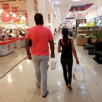 А вот это не показатель:


Что легче нести: 1 маленький аккумулятор или 20 объемных пачек воздушной кукурузы (по 100гр каждая).