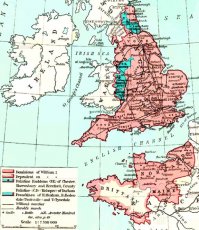 Почему эту страну именую ВЕЛИКОбритания (Great Britain)? Дело в том, что существует и Britain (по-русски Бретань) - полуостров во Франции с кельтско-говорящими бретонцами. По-французски Grande Bretagne и просто Bretagne.