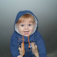 я не бог фотошопа,а есть кто сможет сделать что нибудь доброе с моей фото сына для альбома . буду очень благодарен .спасибо за ранее