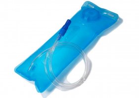 Паре велосипедистов не следует создавать аварийную ситуацию, все давно уже придумано