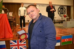 Было трудно,но я подрочил