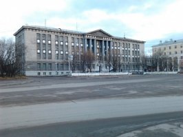 Похожа свинья на коня, да только шерсть не такая