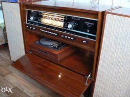 Симфония 003 была у одноклассника дома.