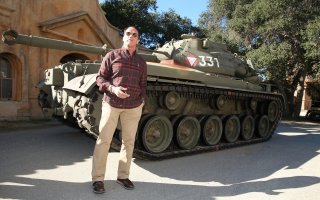 Арни готовится судному дню