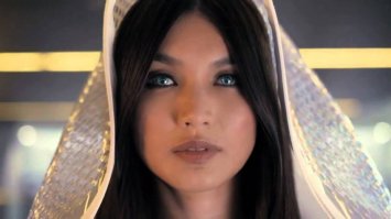 Анита из сериала Humans
Niska из него же